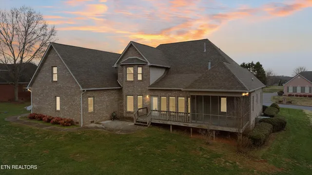 $850,000 | 2570 Creekstone Circle, Maryville, TN 37804