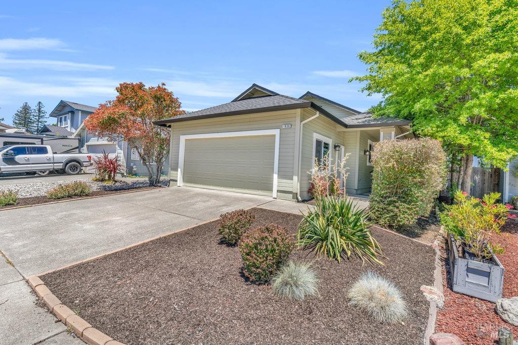1936 Seville Street Santa Rosa, CA 95403 - Photo 45 of 47