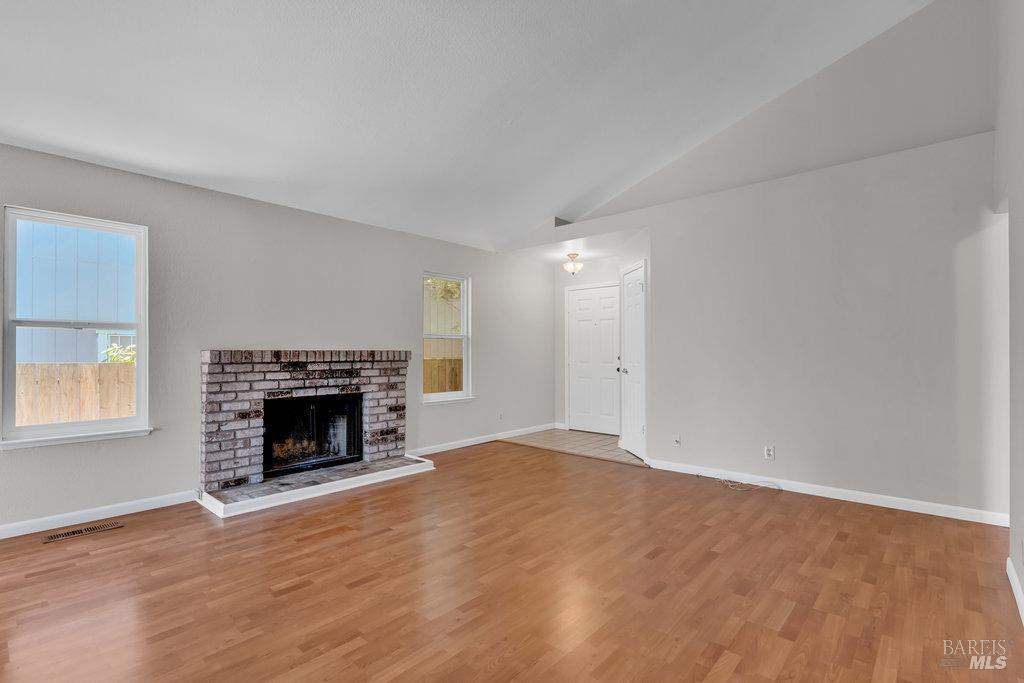 1936 Seville Street Santa Rosa, CA 95403 - Photo 6 of 47