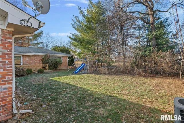 $224,900 | 29 Belhaven Drive, Springfield, IL 62704