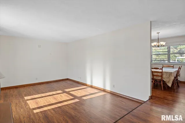 $224,900 | 29 Belhaven Drive, Springfield, IL 62704