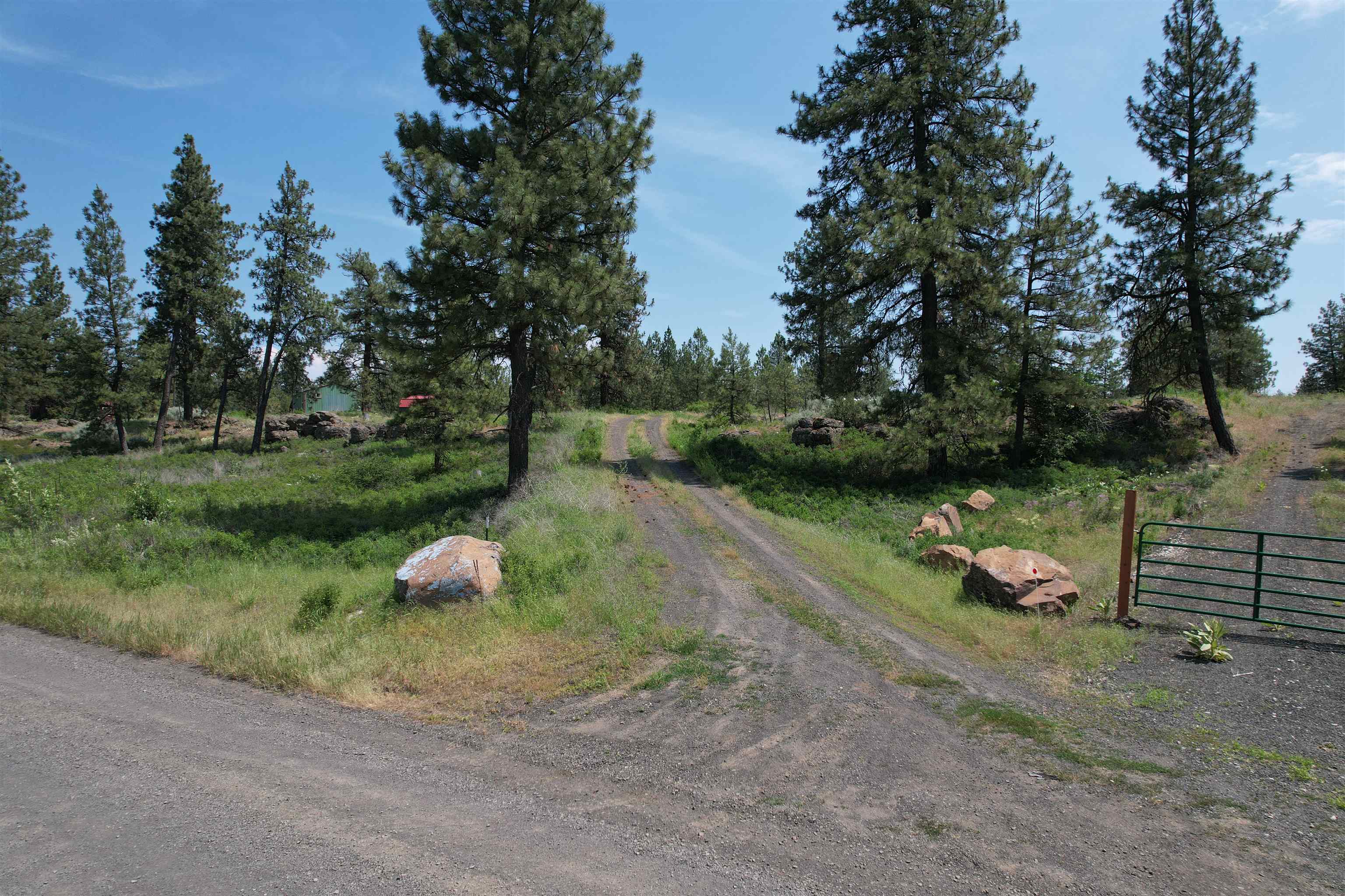 20027 South Harrison Road Edwall, WA 99008 - Photo 1 of 24
