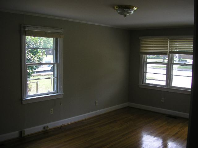 112 Parkins Mill Road Greenville, SC 29607 - Photo 4 of 5