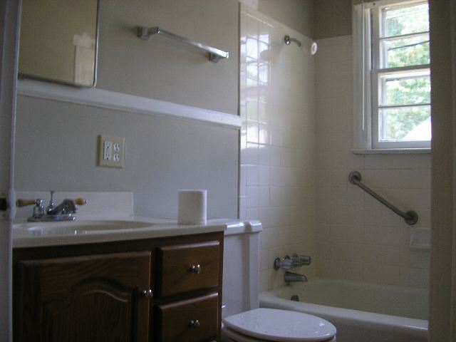 112 Parkins Mill Road Greenville, SC 29607 - Photo 5 of 5