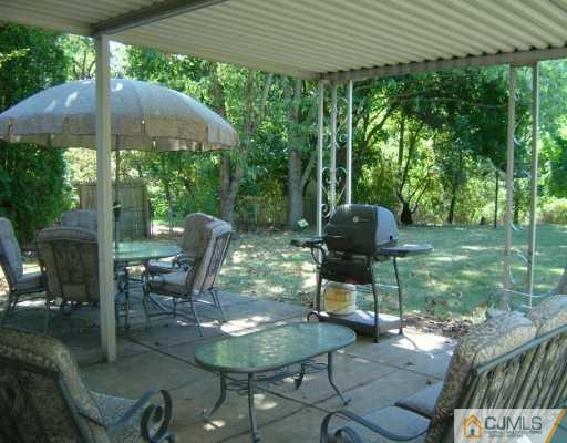 17 Conerly Road Somerset, NJ 08873 - Photo 3 of 6 a garden view with a seating space