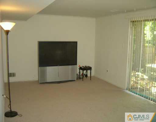 17 Conerly Road Somerset, NJ 08873 - Photo 4 of 6 a living room with furniture