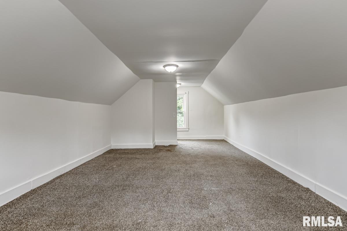 1126 South Walnut Street Springfield, IL 62704 - Photo 26 of 32 Gallery Image 26