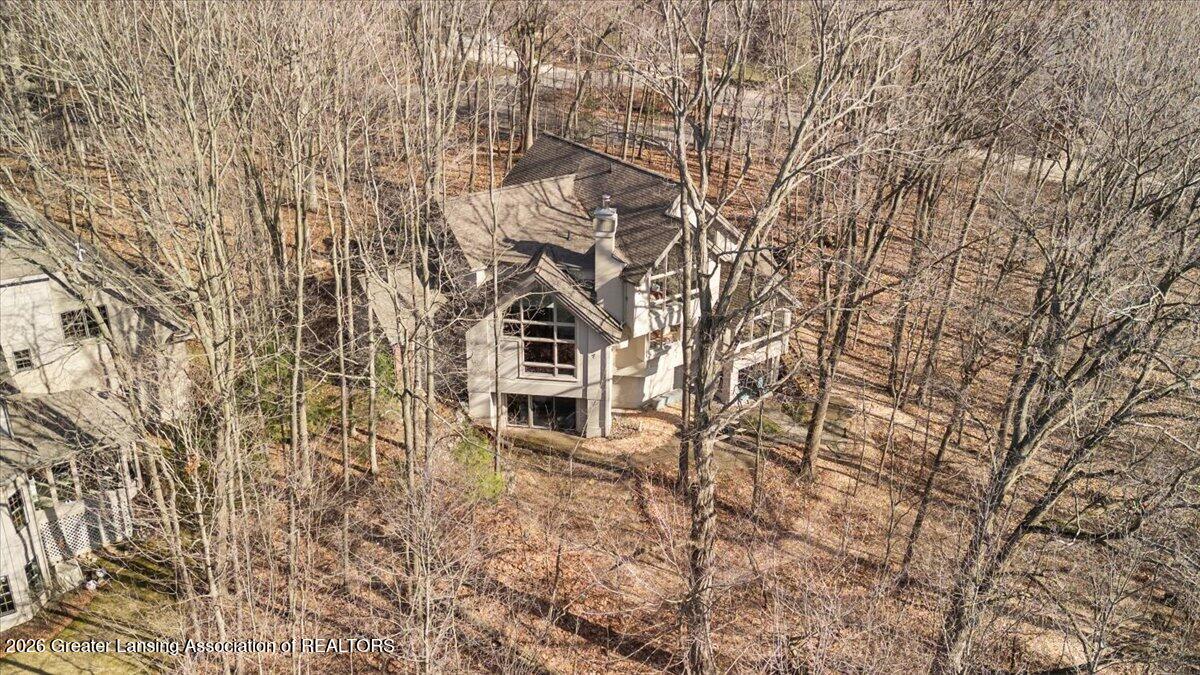 4279 Shadow Ridge Okemos, MI 48864 - Photo 8 of 57 05-Media Jett - 10.2 (cropped)