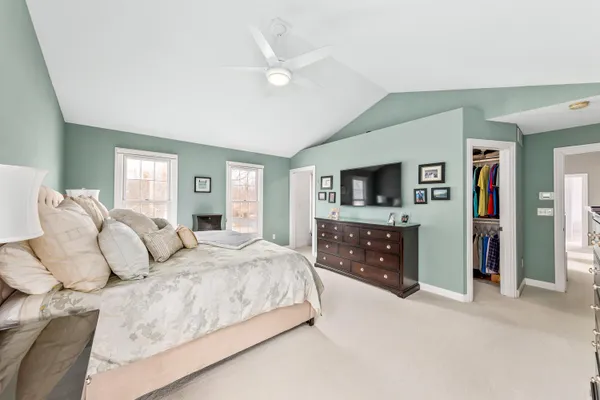 $965,000 | 14445 West Meadowshire Drive, New Berlin, WI 53151