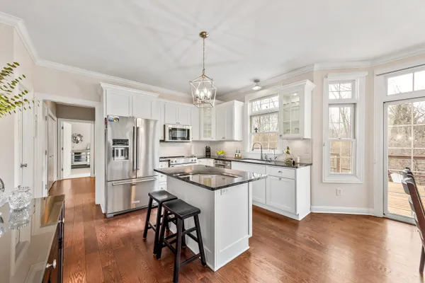 $965,000 | 14445 West Meadowshire Drive, New Berlin, WI 53151
