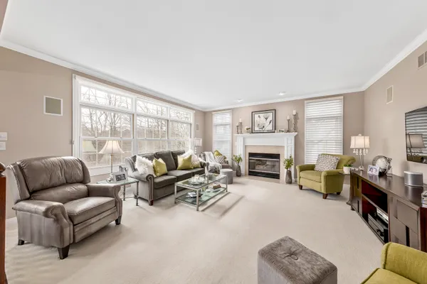 $965,000 | 14445 West Meadowshire Drive, New Berlin, WI 53151