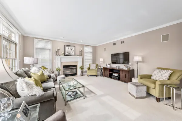 $965,000 | 14445 West Meadowshire Drive, New Berlin, WI 53151