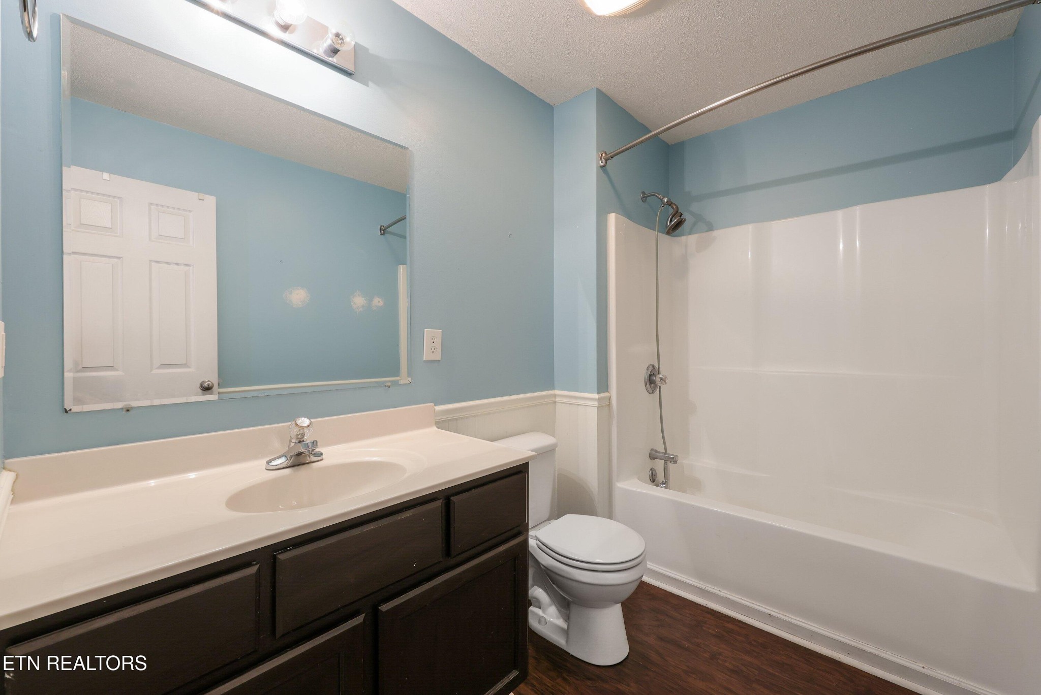 6626 Hugh Willis Road Powell, TN 37849 - Photo 17 of 26