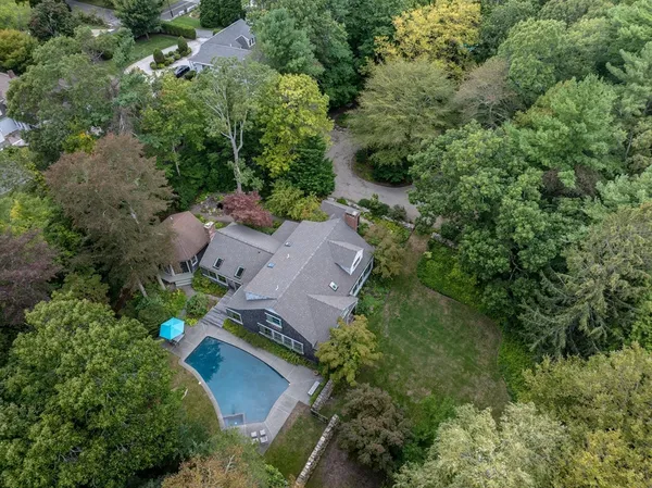 $2,845,000 | 16 Vine Street, Marion, MA 02738