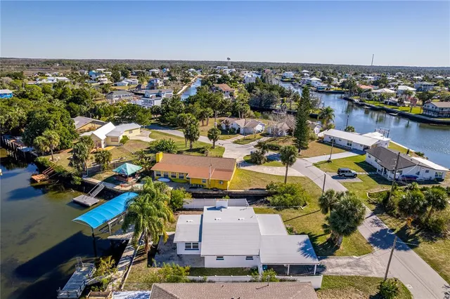 $365,000 | 3387 Minnow Creek Drive, Hernando Beach, FL 34607
