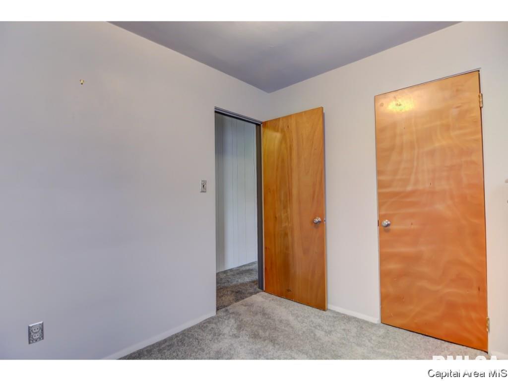 2141 East Keys Avenue Springfield, IL 62702 - Photo 20 of 27