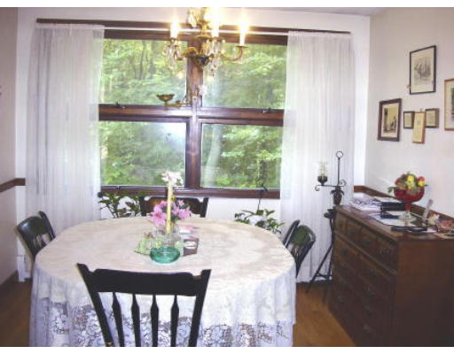7 Catamount Road Tewksbury, MA 01876 - Photo 4 of 11 Gallery Image 4