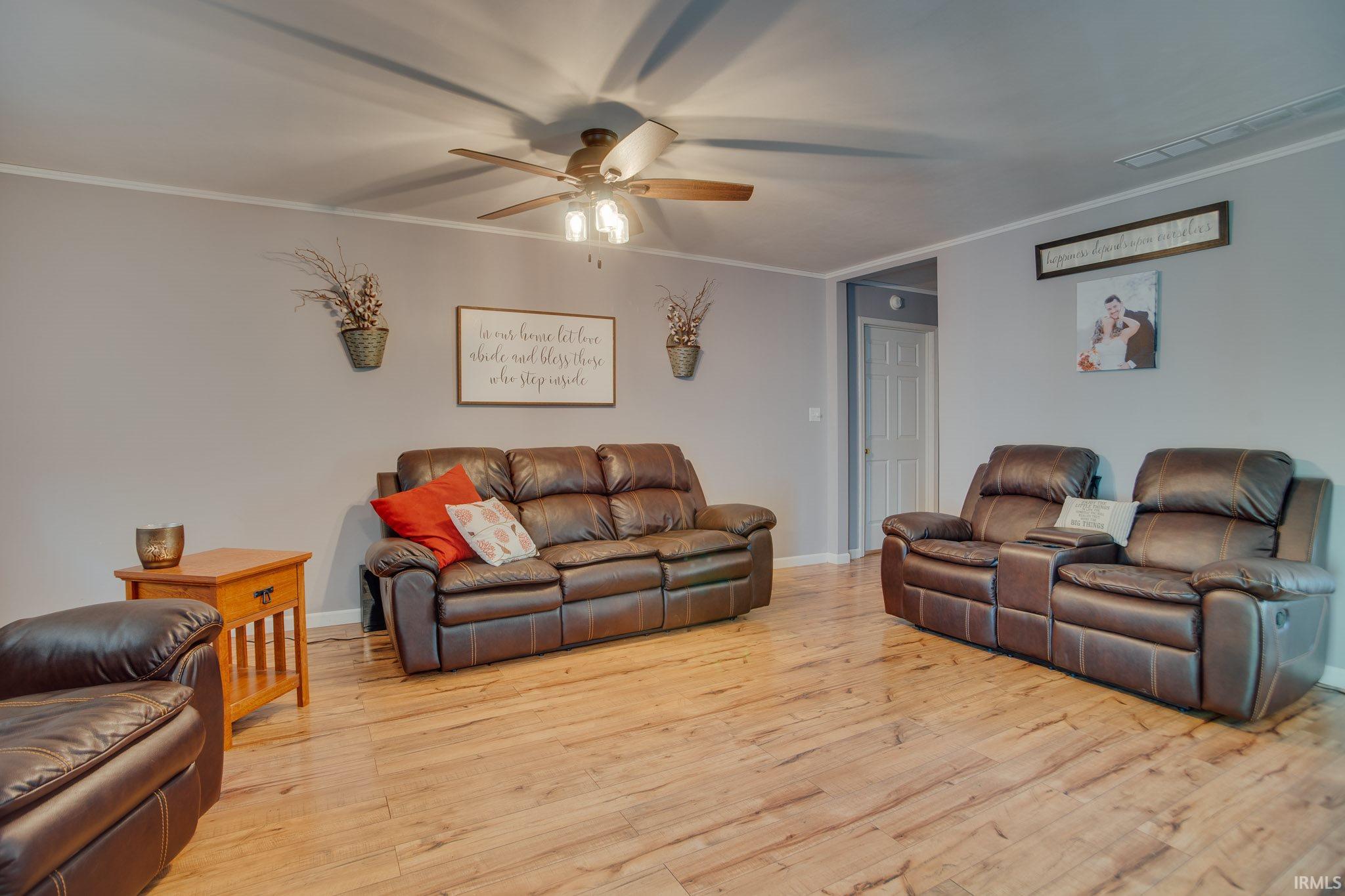 89 Grissom Road Williams, IN 47470 - Photo 4 of 31