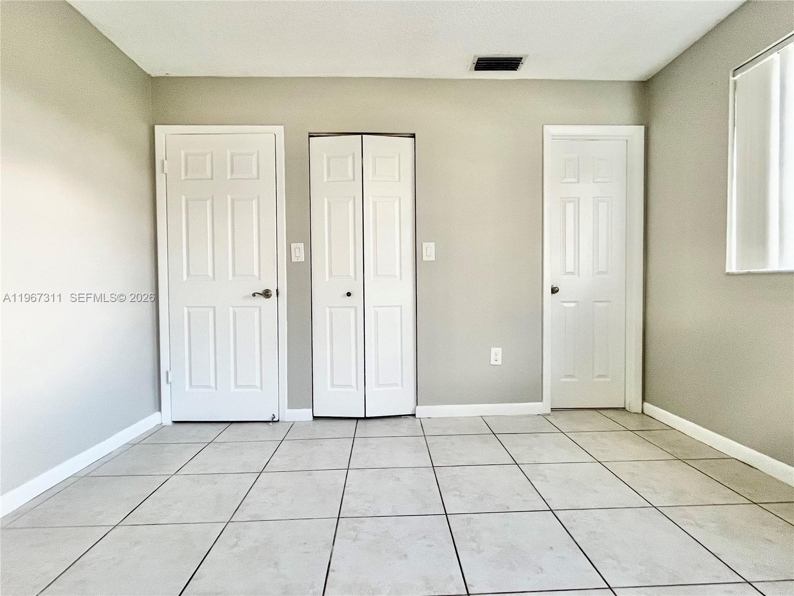 5150 Lake Loop Road Cooper City, FL 33330 - Photo 16 of 22 a view of an empty room