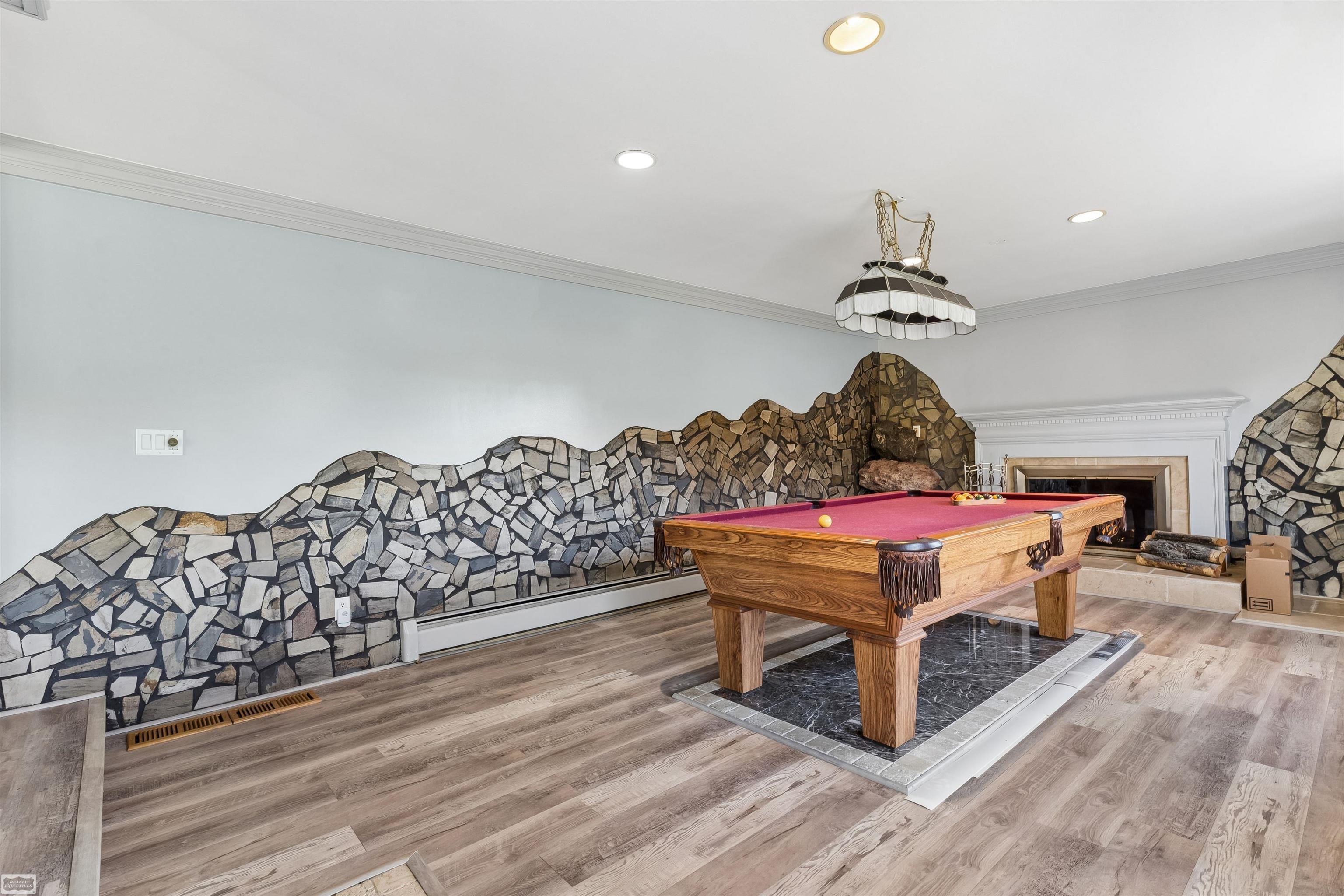 28697 South River Road Harrison Township, MI 48045 - Photo 22 of 41