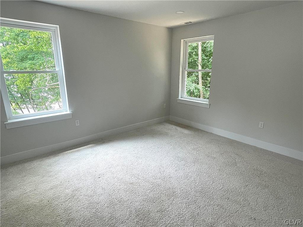 2957 Ithaca Street Allentown, PA 18103 - Photo 8 of 9