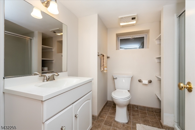 61 Luddington Road West Orange, NJ 07052 - Photo 34 of 42