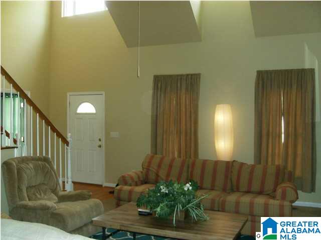 135 Cassy Circle Jemison, AL 35085 - Photo 6 of 21