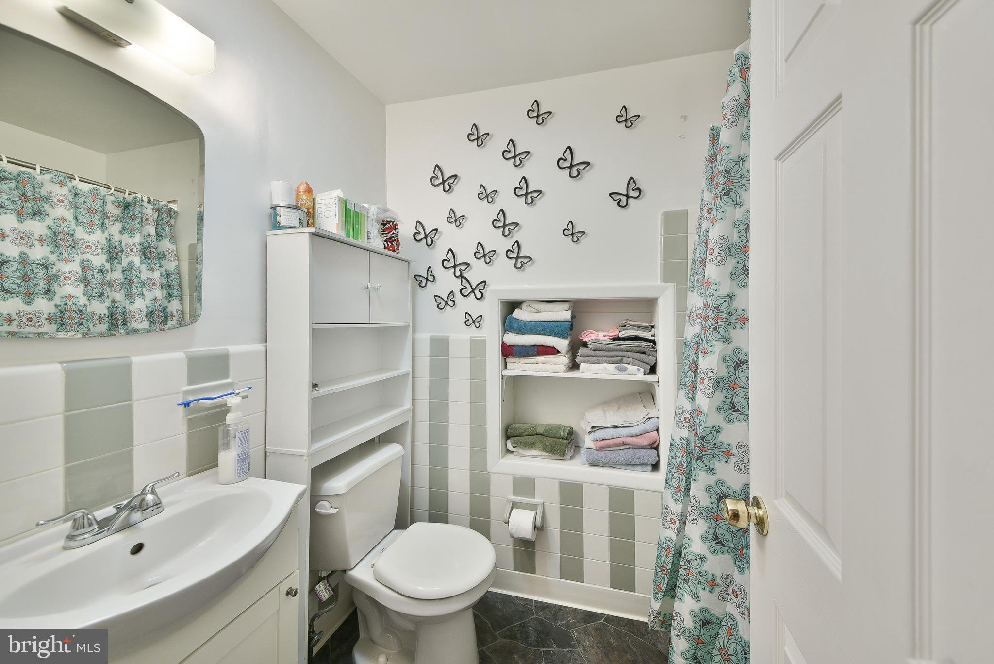 1035 Old Ford Road Huntingdon Valley, PA 19006 - Photo 27 of 39 a bathroom with a sink toilet and shower