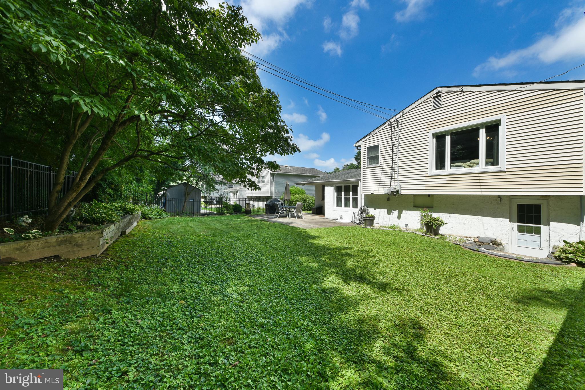 1035 Old Ford Road Huntingdon Valley, PA 19006 - Photo 35 of 39 a front view of house with yard and green space