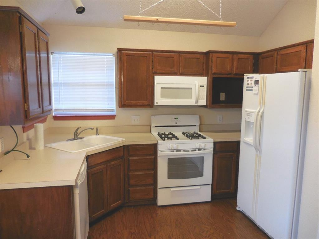 3164 Lido Way Denton, TX 76207 - Photo 5 of 14