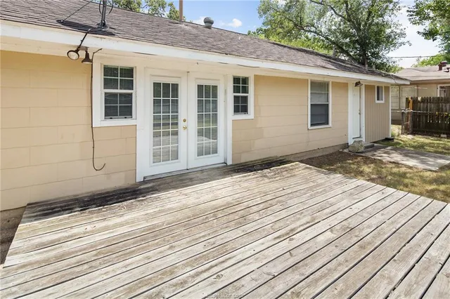 a view of a backyard of a house