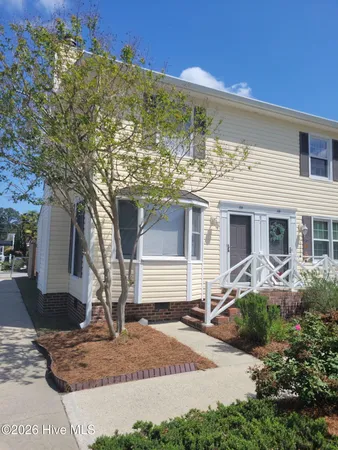 $1,250 | 109 Oakmont Drive, Unit 48, Greenville, NC 27858