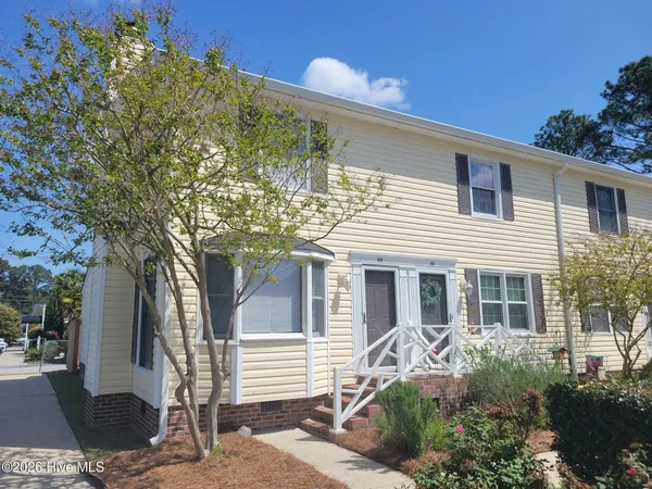 $1,250 | 109 Oakmont Drive, Unit 48, Greenville, NC 27858