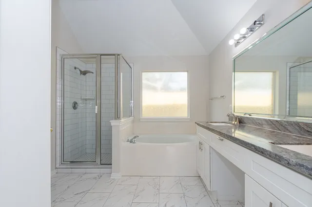 $2,600 | 4319 Dow Way, Pasadena, TX 77505