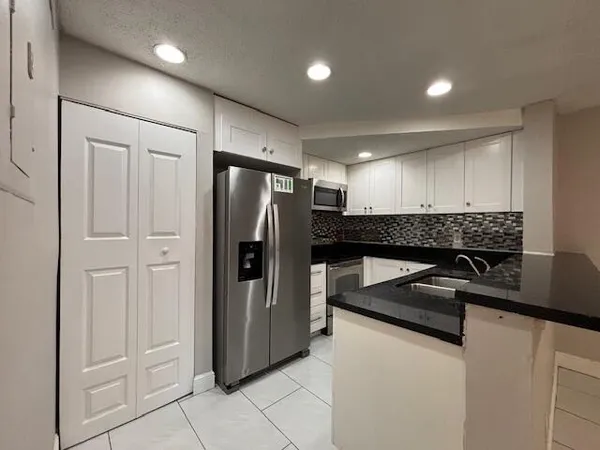 $249,000 | 5844 Blueberry Court, Unit 68, Lauderhill, FL 33313