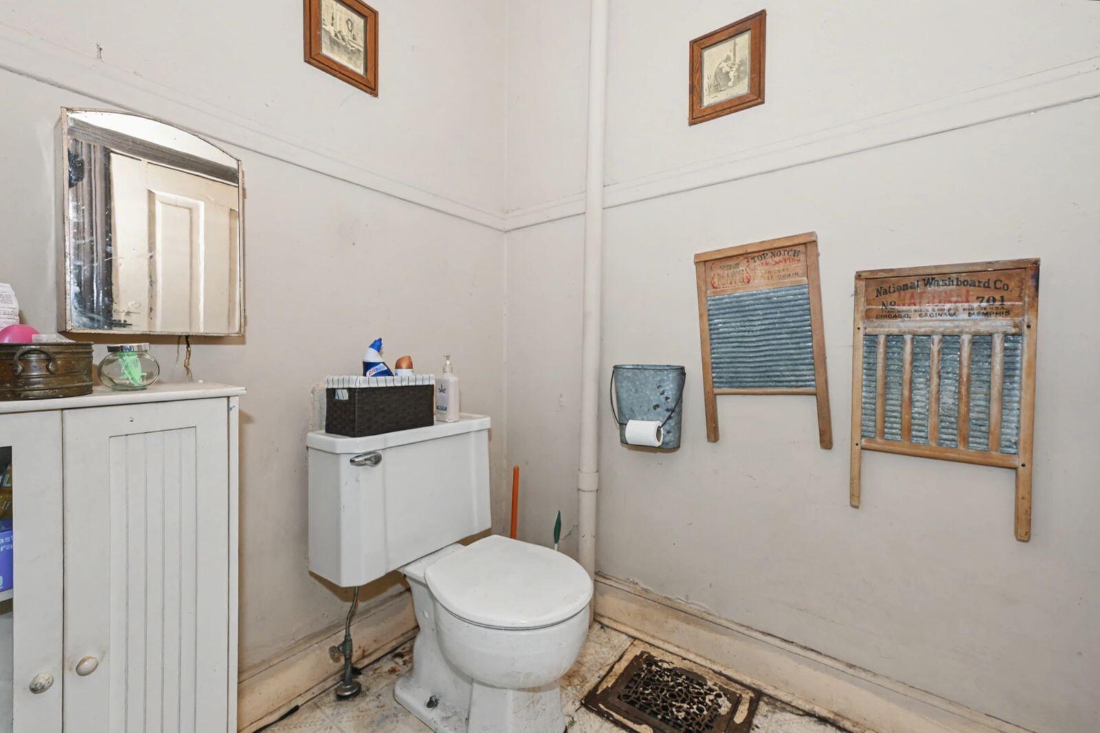 2447 South Burrell Street Milwaukee, WI 53207 - Photo 13 of 29 Main Level Half Bath