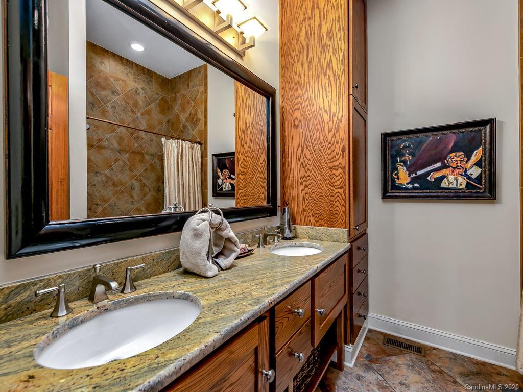 27 Innsbrook Road Asheville, NC 28804 - Photo 22 of 45 Gallery Image 22