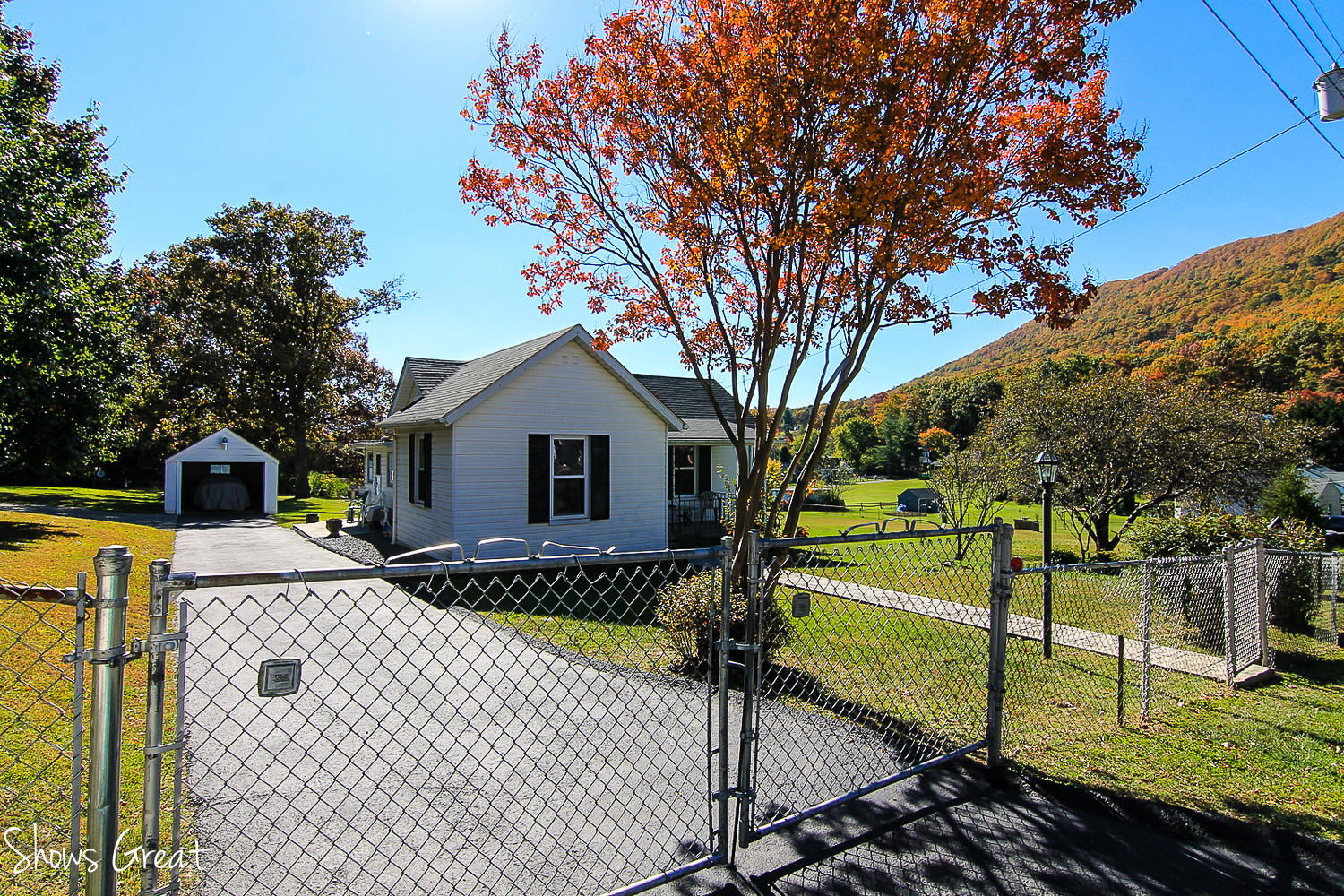 4355 Gearhart Road Roanoke, VA 24014 - Photo 2 of 24 022-IMG_3510