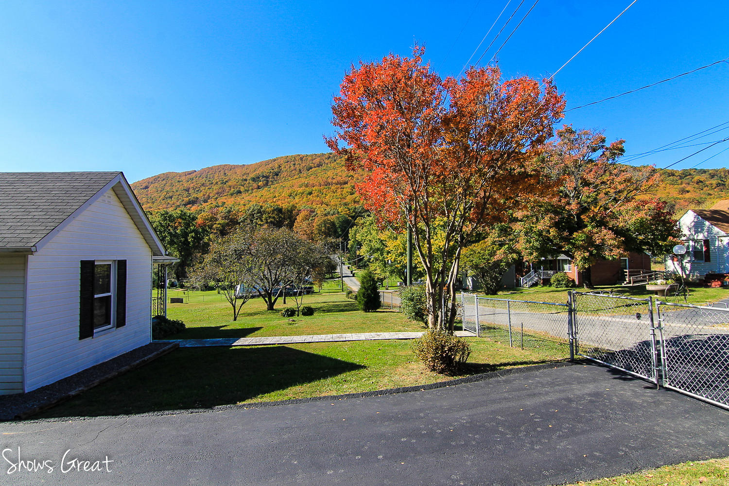 4355 Gearhart Road Roanoke, VA 24014 - Photo 7 of 24 004-IMG_3487