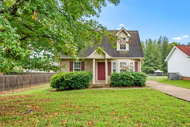 $995 | 360 Donna Drive, Clarksville, TN 37042