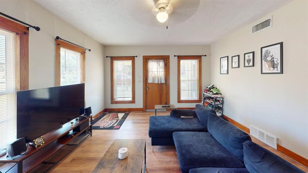 1204 Peach Street Brady, TX 76825 - Photo 3 of 16