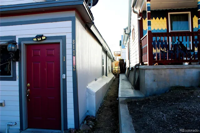 a view of a entryway door of the house