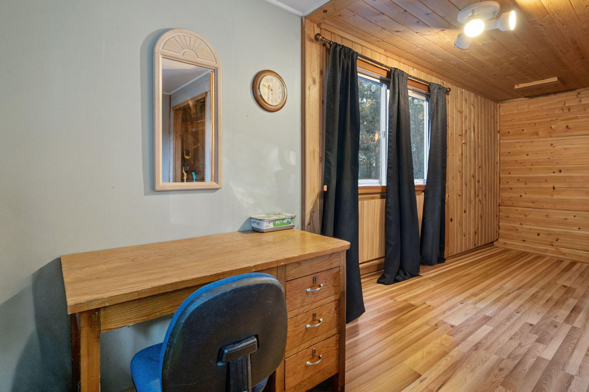 19154 Baker Road Bend, OR 97702 - Photo 16 of 32 15-web-or-mls-DSC_3707