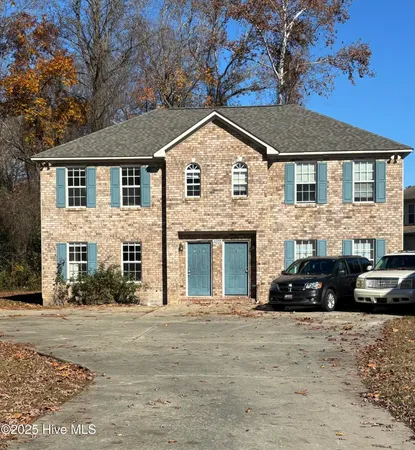 $1,600 | 4200 Williamsbrook Lane, Unit A, Greenville, NC 27858