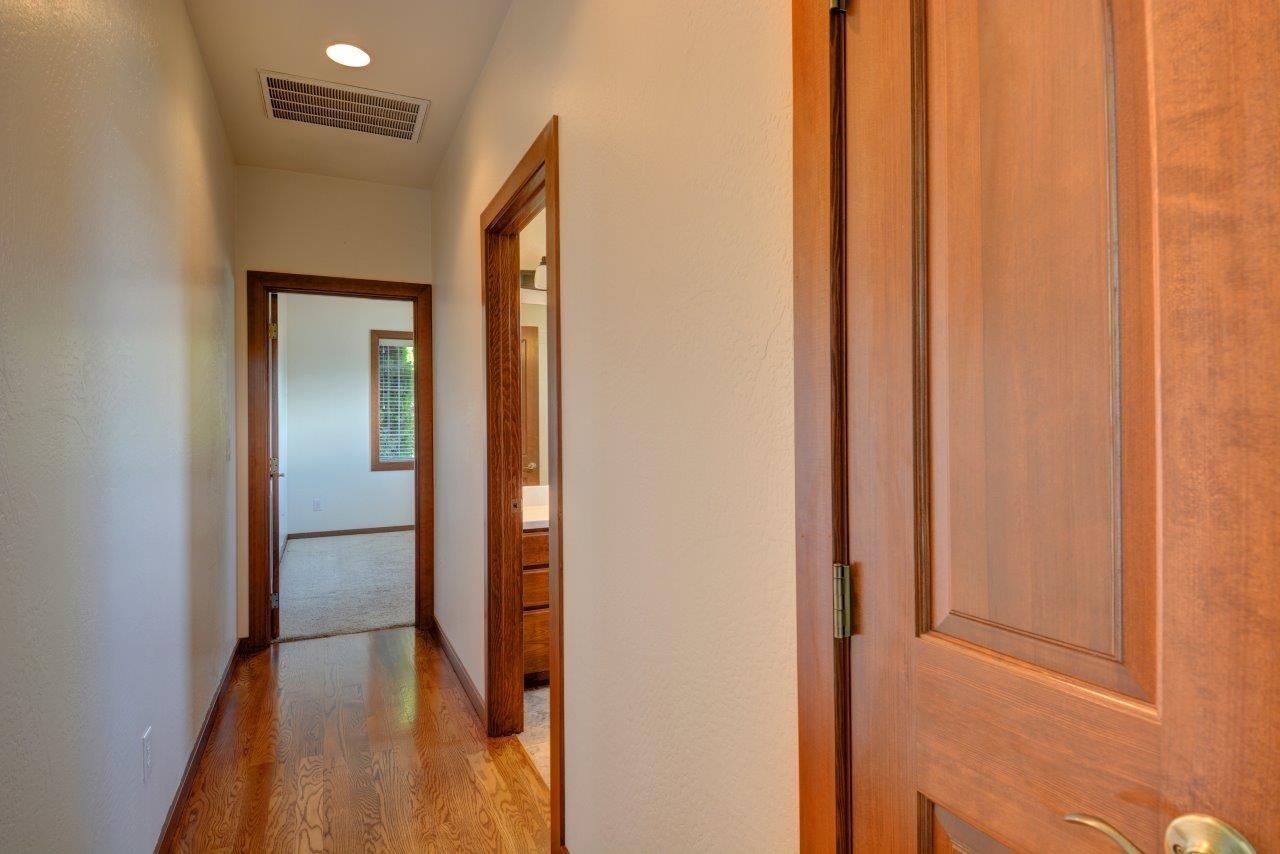 346 Ridgeway Avenue Central Point, OR 97502 - Photo 10 of 24 Additional Photo