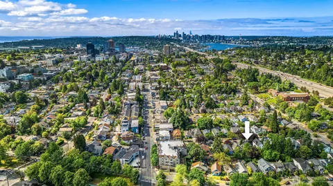 $925,000 | 830 Northeast 59th Street, Seattle, WA 98105