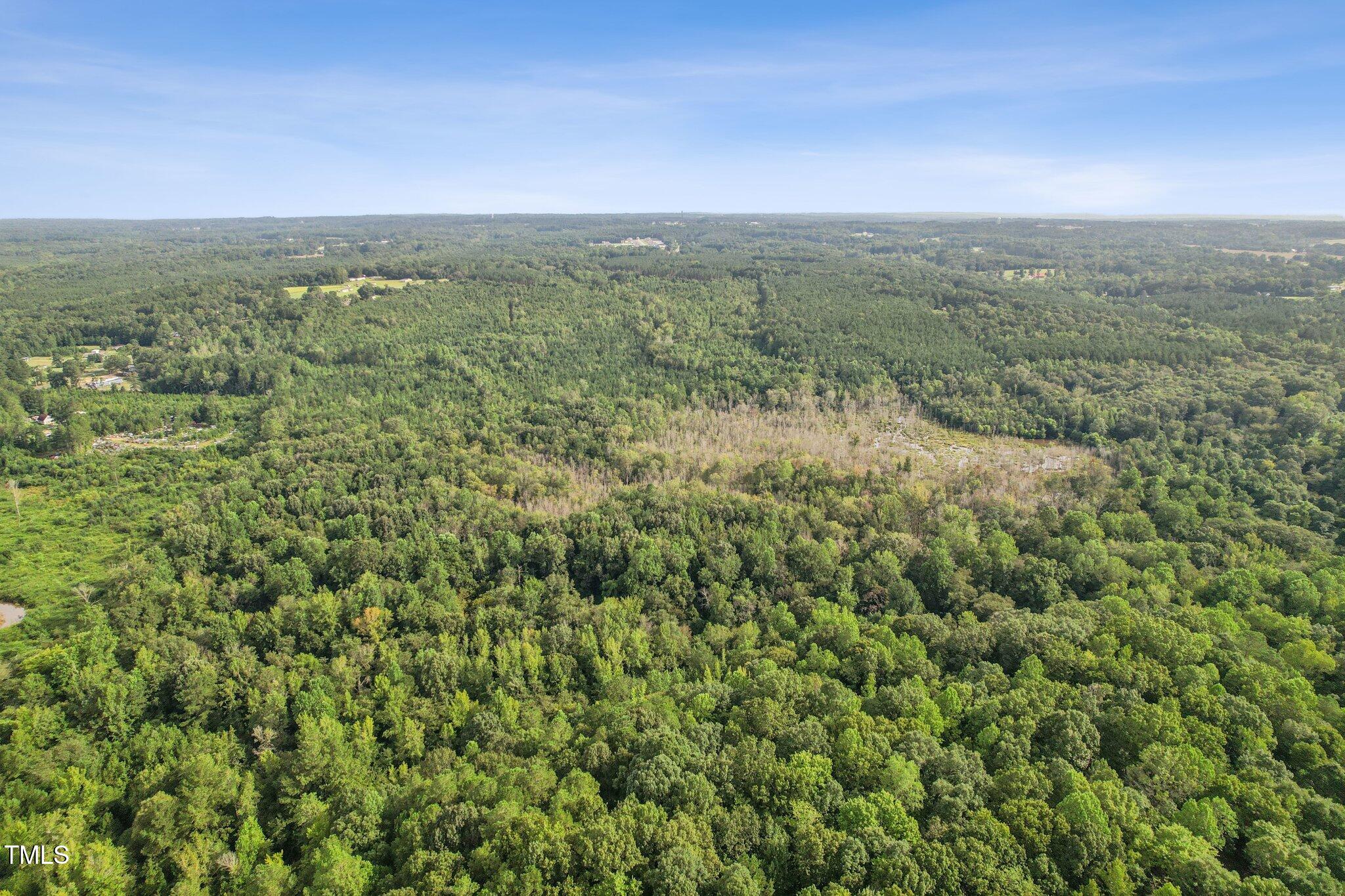 0 Mcleod Broadway, NC 27505 - Photo 4 of 11 a view of an ocean