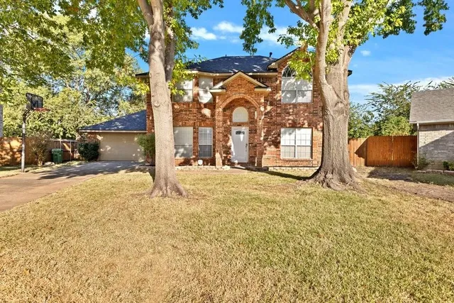 $3,450 | 2505 Classic Court West, Bedford, TX 76021