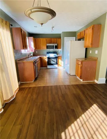 $2,300 | 4280 Hathaway Court Northwest, Kennesaw, GA 30144