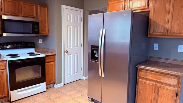 $2,300 | 4280 Hathaway Court Northwest, Kennesaw, GA 30144